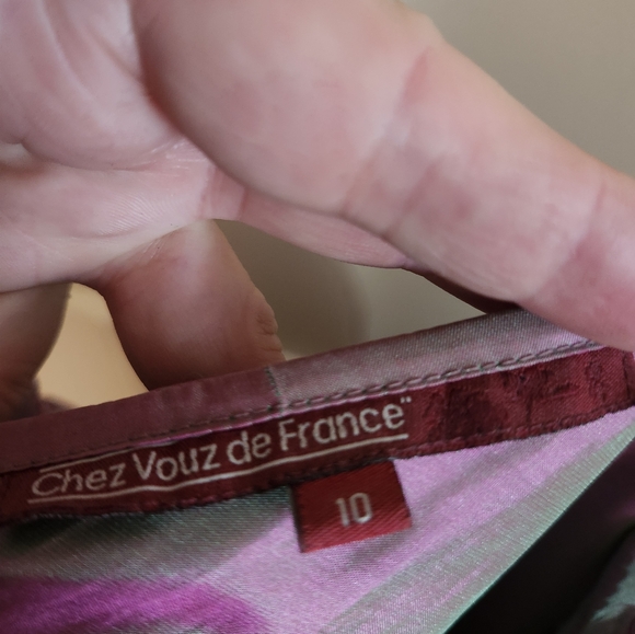 Irridescent Taffeta Skirt w/ Rosettes - Picture 5 of 5